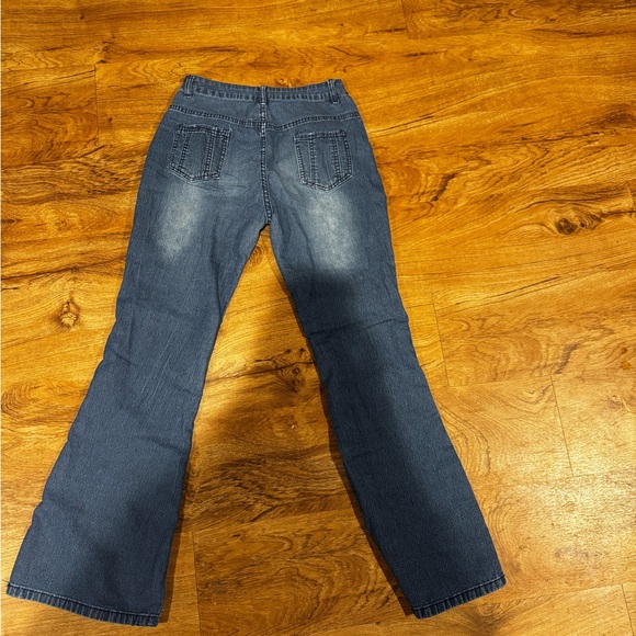 Embroidered Flare Jeans - Picture 3 of 4